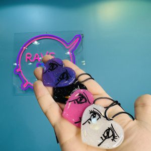 Anime-resin-necklace