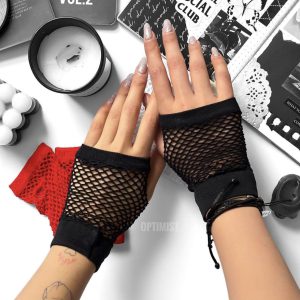 fashion-hand-wrist